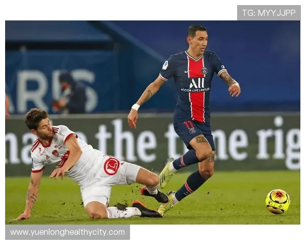 摩纳哥主帅展现新战术风格，球队信心明显提升迎战新赛季